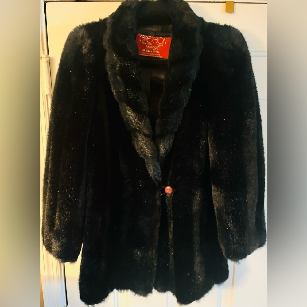 Vintage 80’s Sasson Black Faux Fur Jacket Size 6